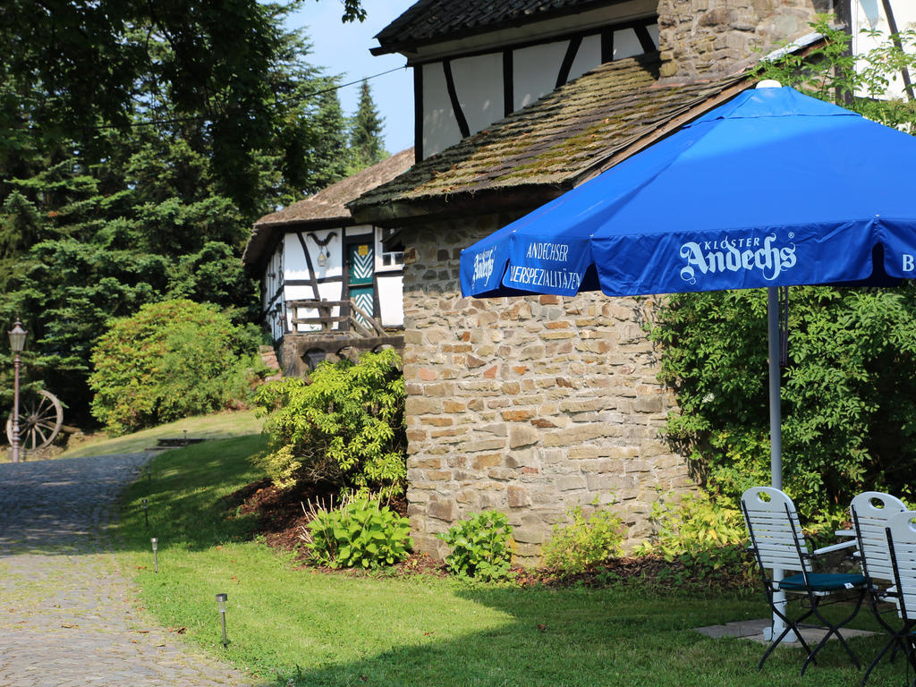 Hotel & Restaurant Gut Hungenbach Kürten Exterior foto